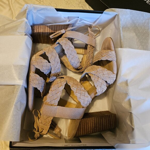 BCBGeneration Ledina-x Suede Pumps - Picture 9 of 9